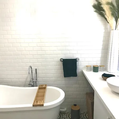 Le Patio Lafayette - Hyper Centre - Proche Thermes - Luxe