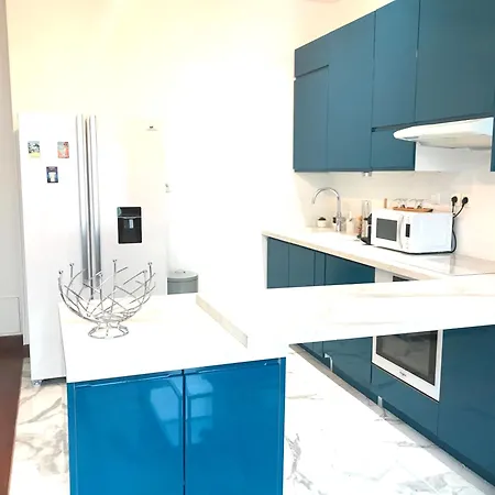 Le Patio Lafayette - Hyper Centre - Proche Thermes - Luxe Apartment